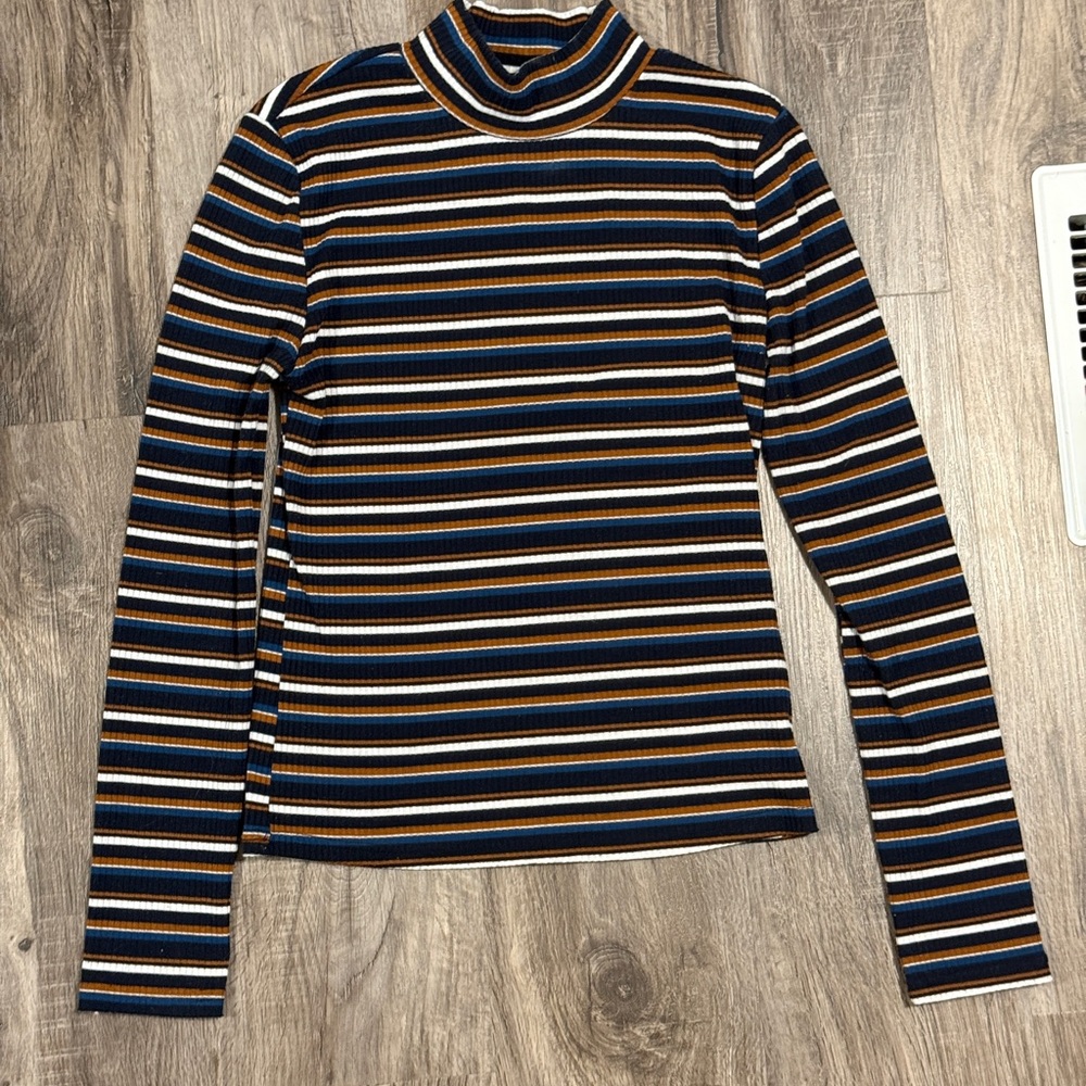 SHEIN Black and White Fitted Ribbed Long Sleeve Tee